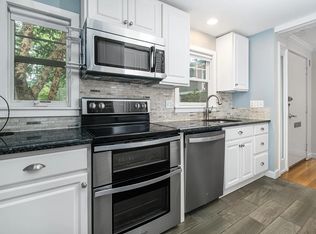 11 Oak St UNIT 8, Wellesley, MA 02482