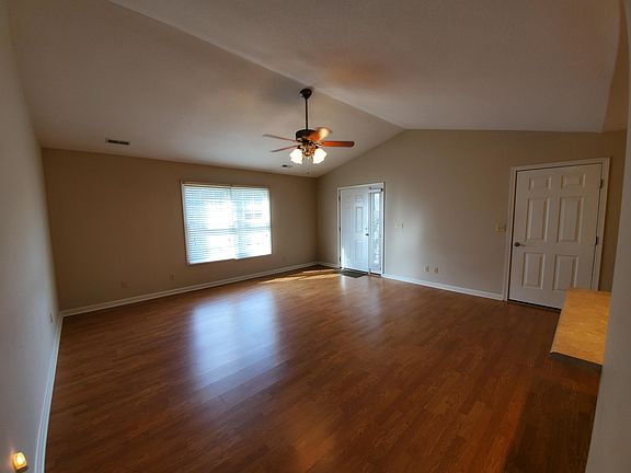 4th image of 1715 Foxtail Ln #0