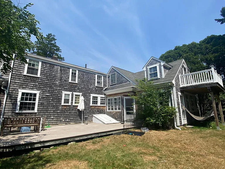 63 Bush St — Photo 1