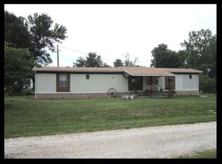 201 Shelby St, Bevier, MO 63532