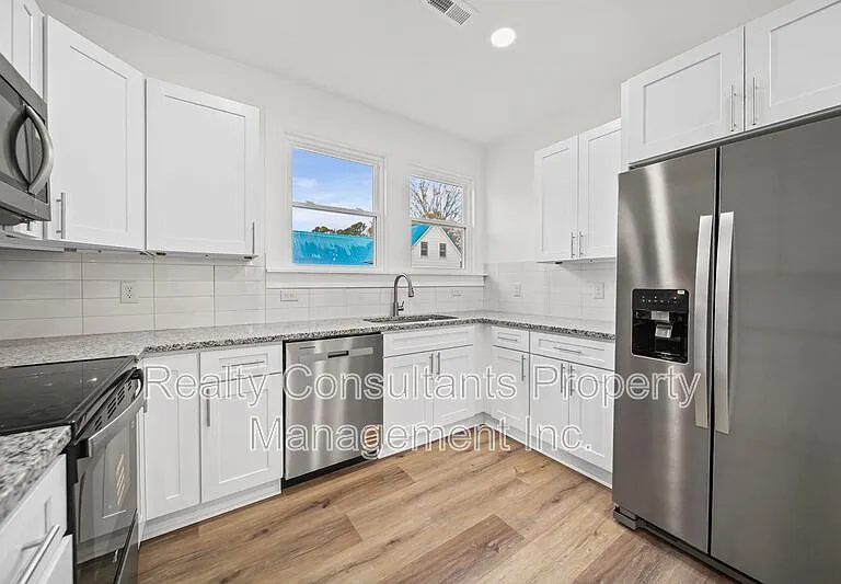 1703 Lowder St — Photo 14