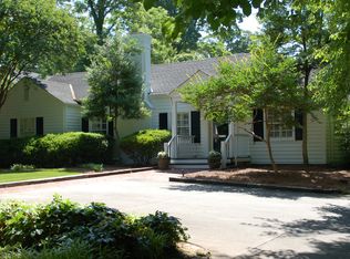 2011 Ferncliff Rd, Charlotte, NC 28211