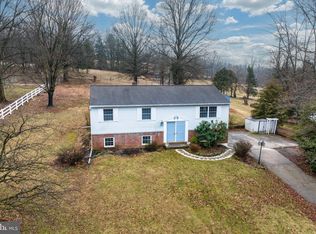 246 Washington Rd, Bechtelsville, PA 19505