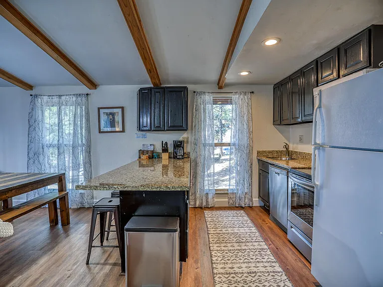 26 N Debonaire Ct — Photo 1