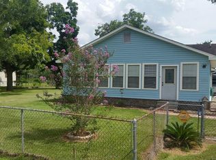 1115 Battlebell Rd, Highlands, TX 77562