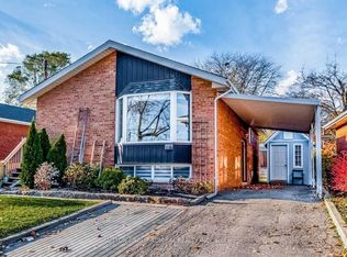 6 Fallowfield Rd #BASEMENT, Toronto, ON