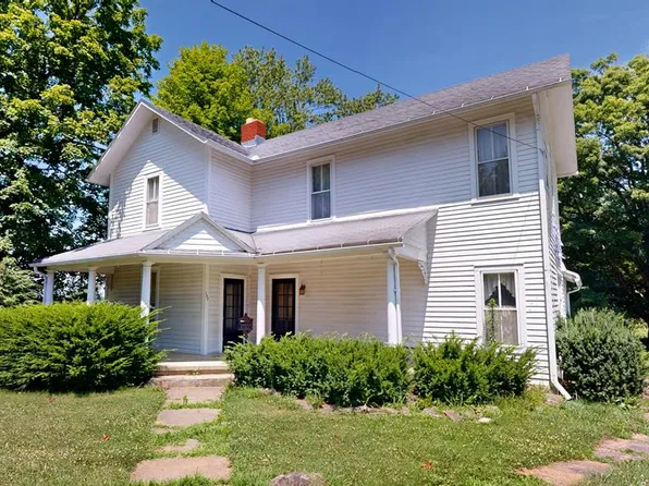 152 W Sandusky St, Fredericktown, OH 43019