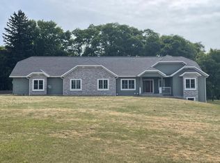 W11399 Van Buren Rd, Columbus, WI 53925