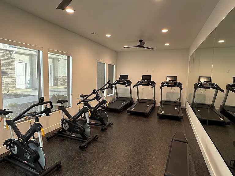 North Pointe Townhomes — Photo 10