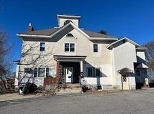 350 S Broadway APT 4, Lawrence, MA 01843