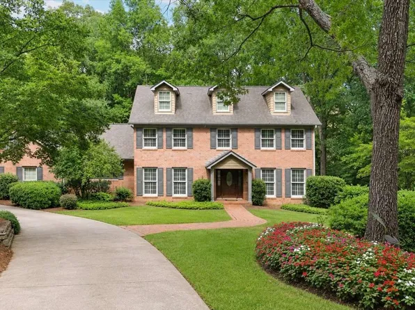 8 Saddle Trl SE, Rome, GA 30161