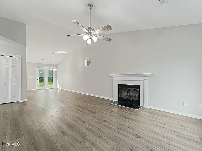 4701 Triplett Way — Photo 5