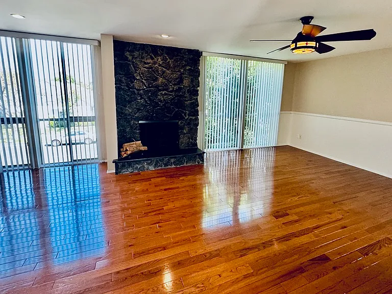 2714 W Clark Ave #F3 — Photo 14