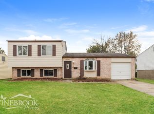 12066 Hitchcock Dr, Cincinnati, OH 45240