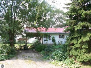 1039 W Madison Rd, Saint Louis, MI 48880