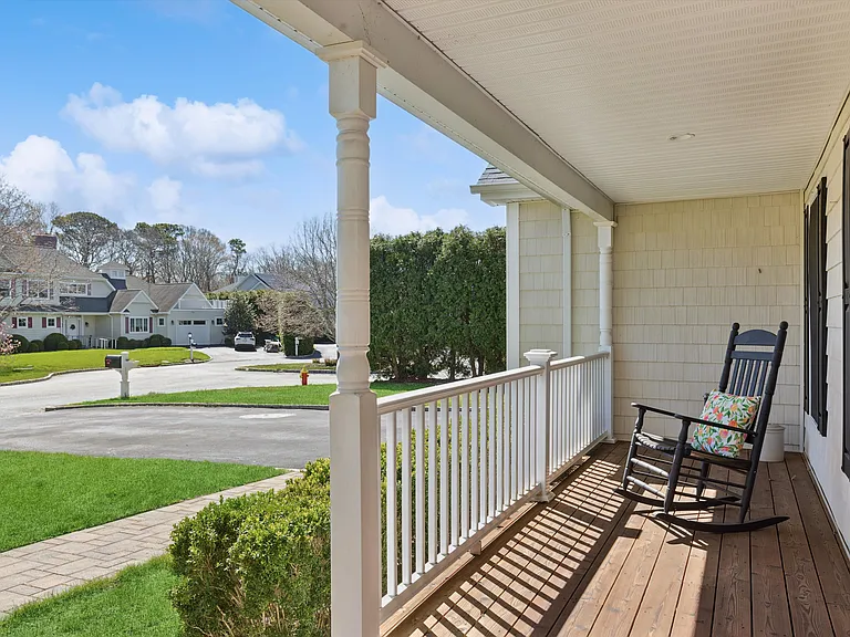 25 Fortune Cookie Ln — Photo 2