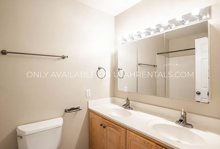 1512 S 175 E — Photo 10