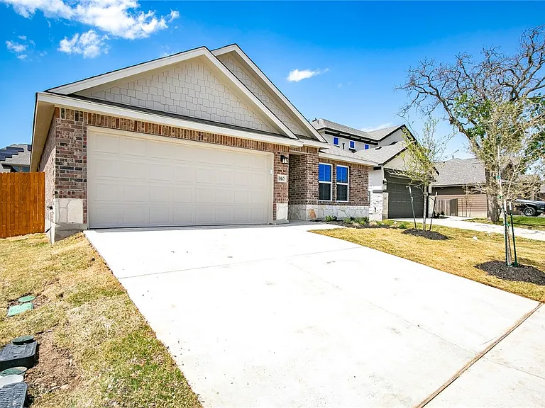 140 Bright Star Ln — Photo 2