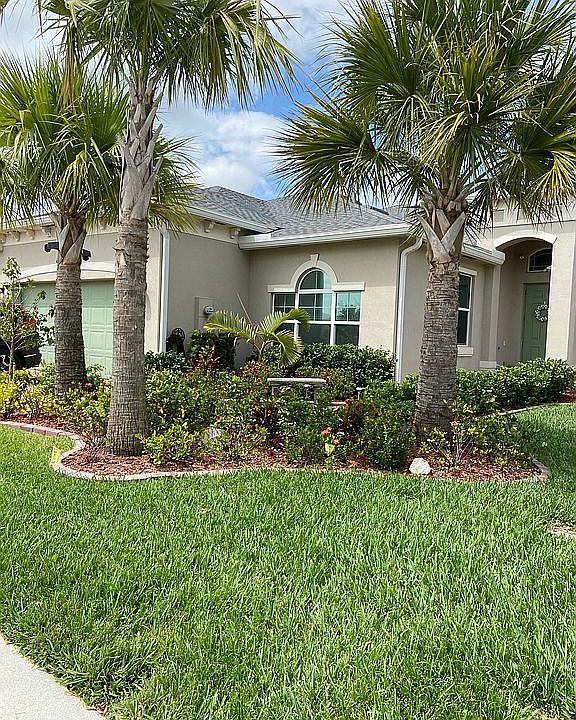 1st image of 11117 SW Sunrise Lake Dr