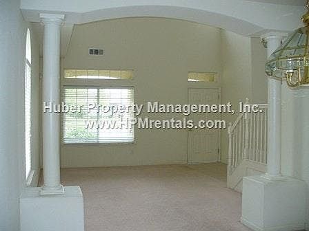 2nd image of 2415 1st St