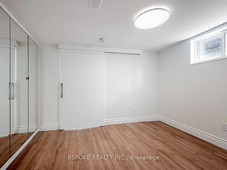 4 Hartford Ave #BASEMENT — Photo 22