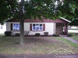 481 S 5th St, Sebewaing, MI 48759
