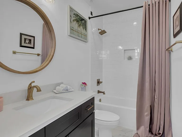 611B James Ave — Photo 19