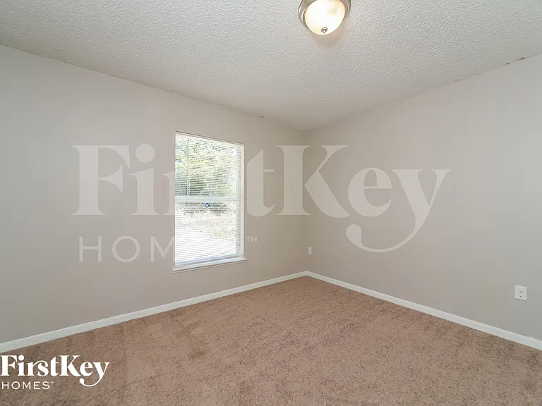 1417 Kissimmee Ct — Photo 16
