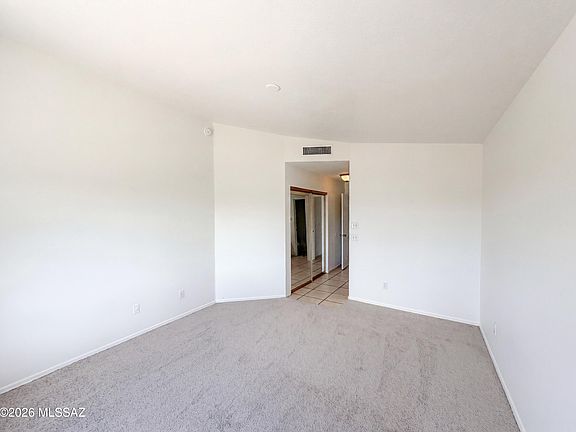 4th image of 1657 W Wood Crest Ct