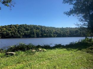 29 Castle View Dr, Chester, CT 06412