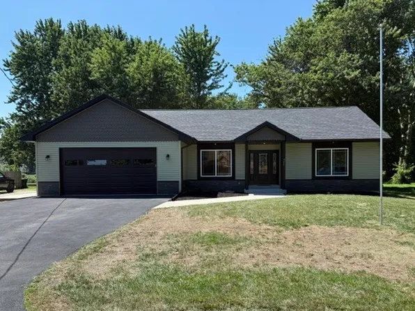 357 E French St, Braidwood, IL 60408