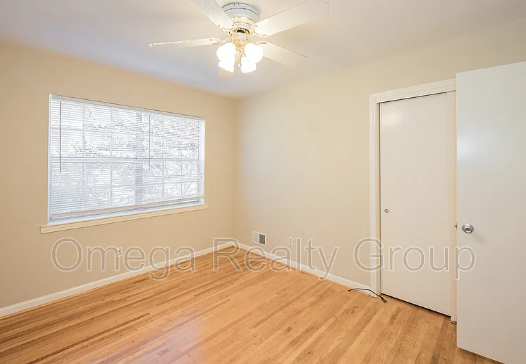1313 Oak Ter — Photo 36