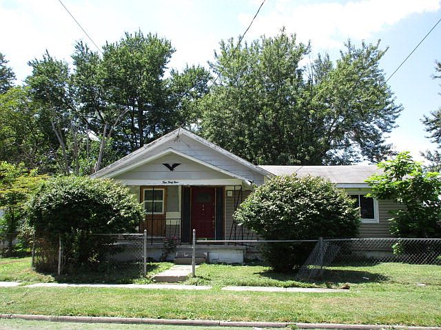 1st image of 449 Fies Ave