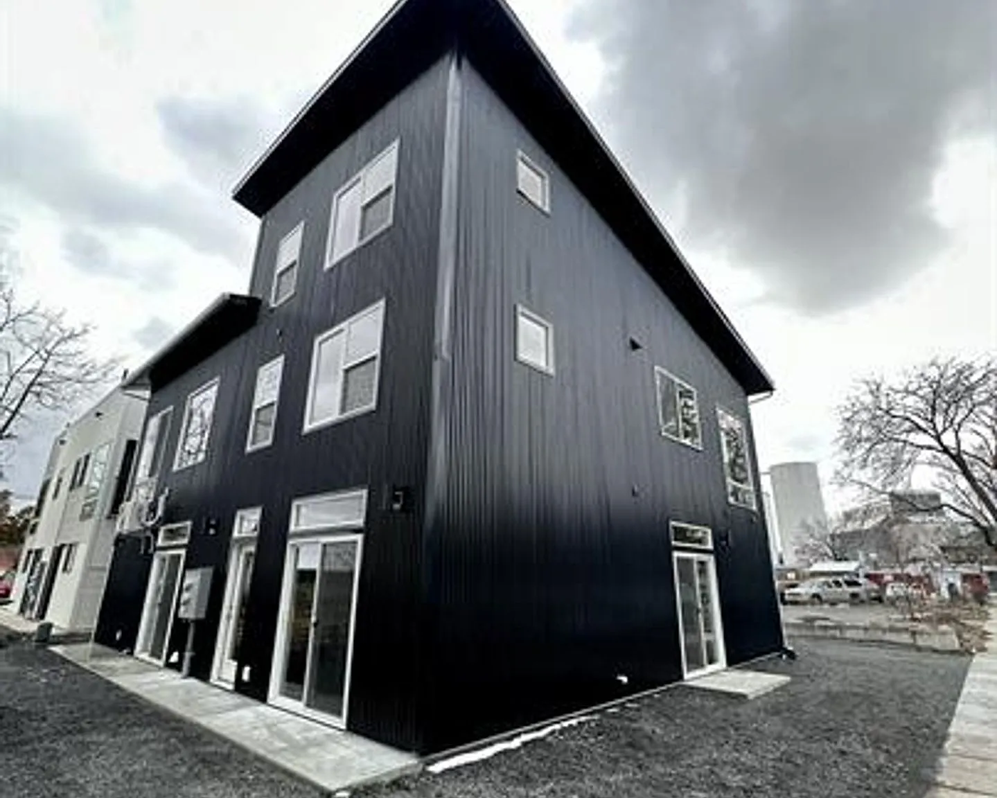 502 South Almon Street — Photo 3