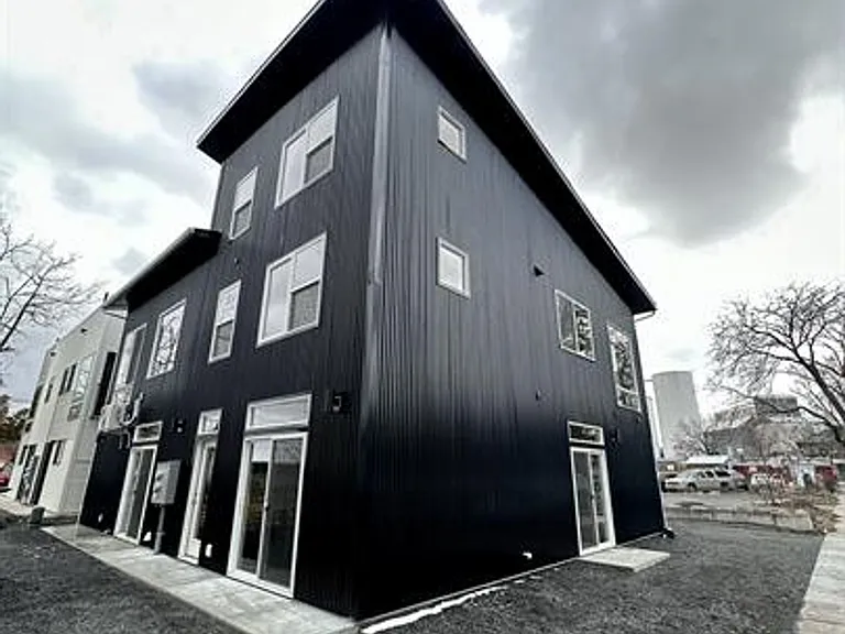 502 S Almon St — Photo 3