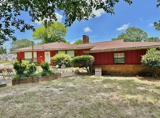 306 Tenaha St, Center, TX 75935