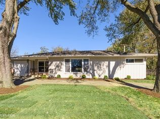 1036 Dublin Dr, Mundelein, IL 60060