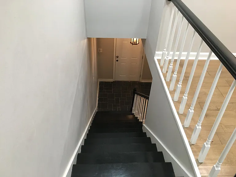 2909 Canterbury Dr — Photo 10
