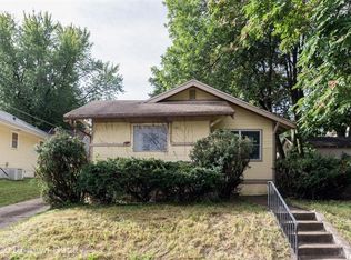 3616 Center St, Des Moines, IA 50312