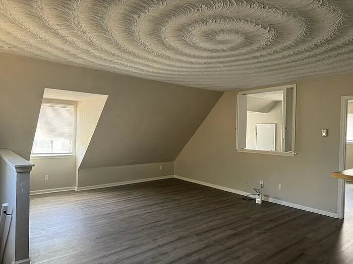 324 Ashlawn Dr #2 — Photo 1