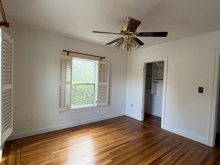 1239 Brookside Dr — Photo 12