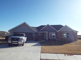 1818 Kendall Dr, Ardmore, OK 73401