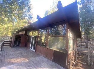 52725 Idyllmont Rd, Idyllwild, CA 92549