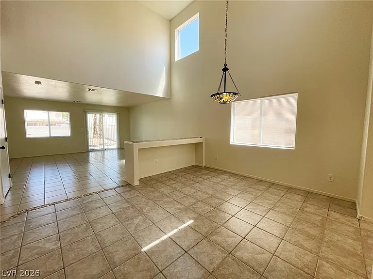 1018 Cliffbrook Hedge Ave — Photo 14