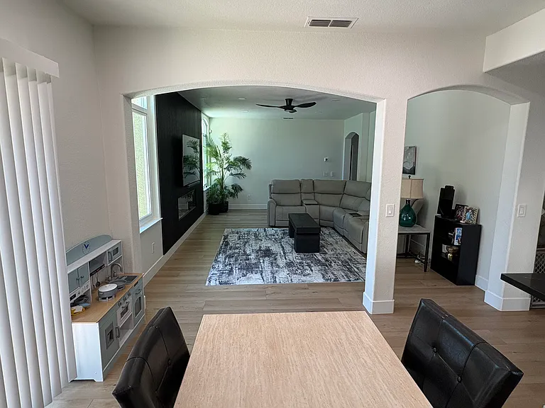 713 Sands Way — Photo 8