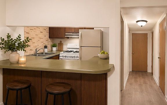 2nd image of 126 W Washington St APT 121