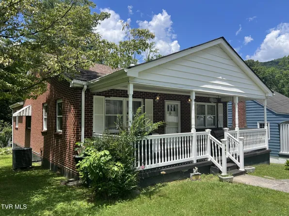 741 Wood Ave E, Big Stone Gap, VA 24219