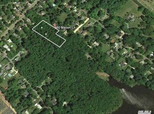 460 Marion Ln, East Marion, NY 11939