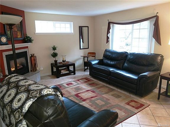 This is truly a welcoming space...note the tile floors, no carpet!