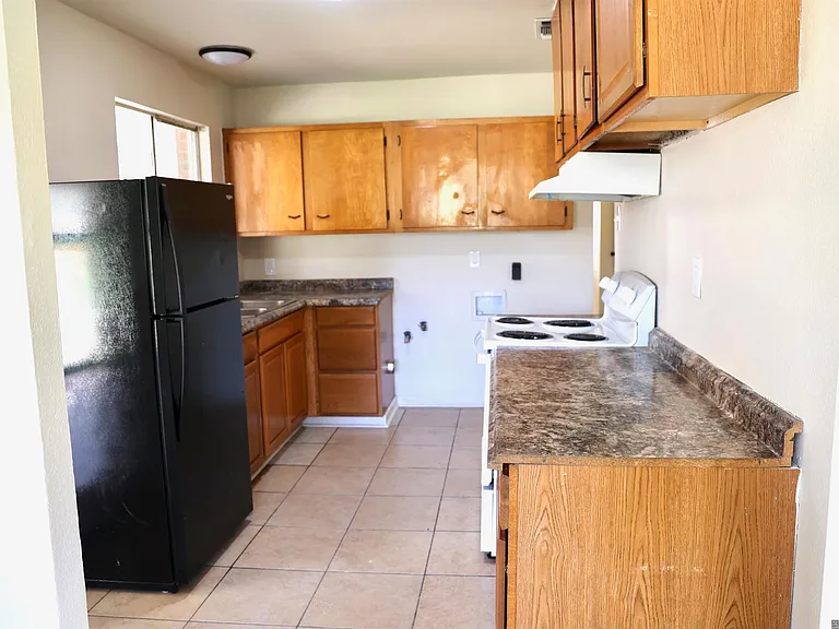 10716 Cletus Dr — Photo 7